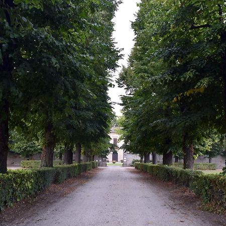 Ostello Castello Mina Della Scala Casteldidone Екстер'єр фото