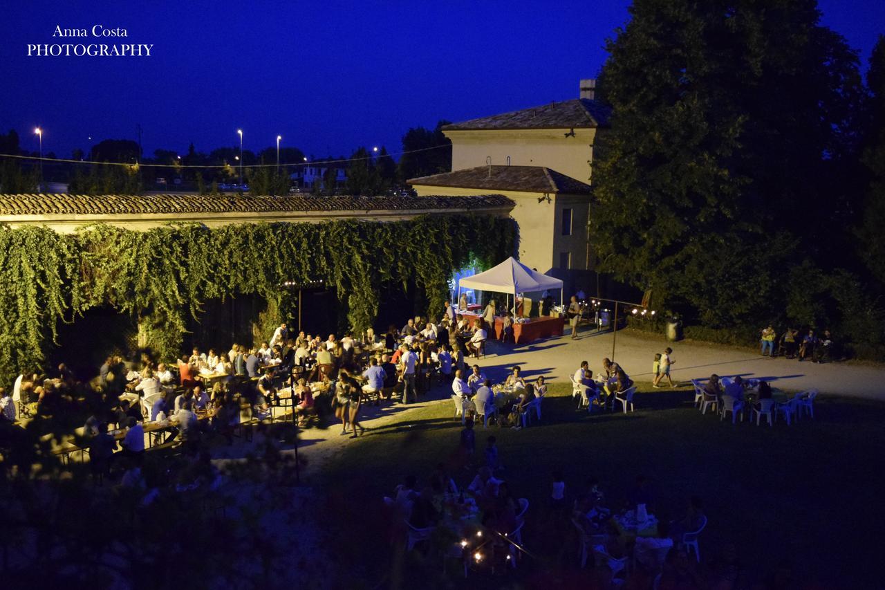 Ostello Castello Mina Della Scala Casteldidone Екстер'єр фото