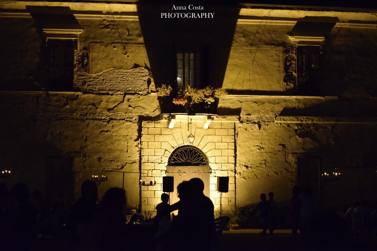 Ostello Castello Mina Della Scala Casteldidone Екстер'єр фото