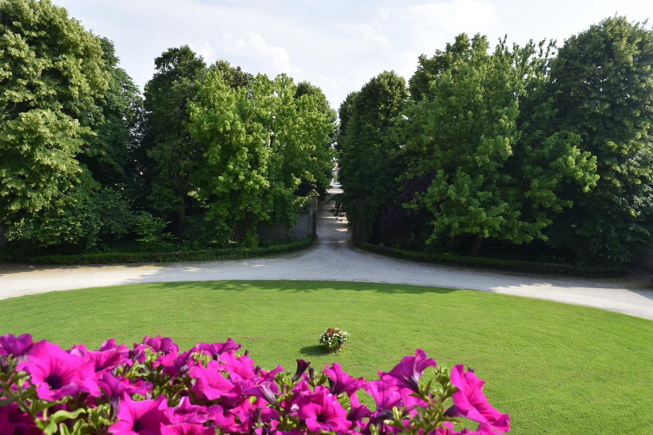 Ostello Castello Mina Della Scala Casteldidone Екстер'єр фото