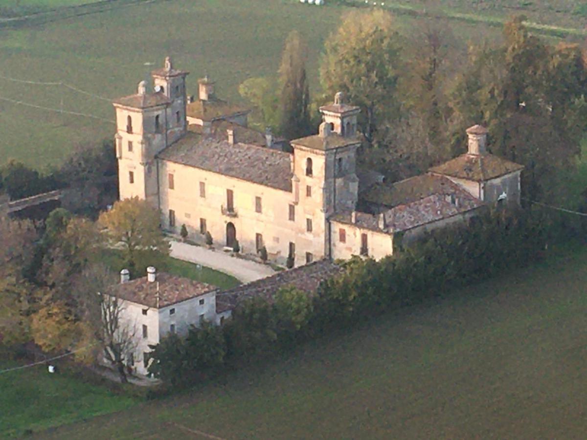 Ostello Castello Mina Della Scala Casteldidone Екстер'єр фото